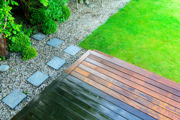 Best Restaurant Pressure Washing  in East Bronson, FL